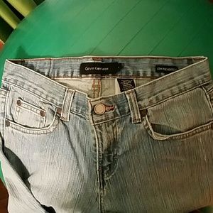 Light wash jeans